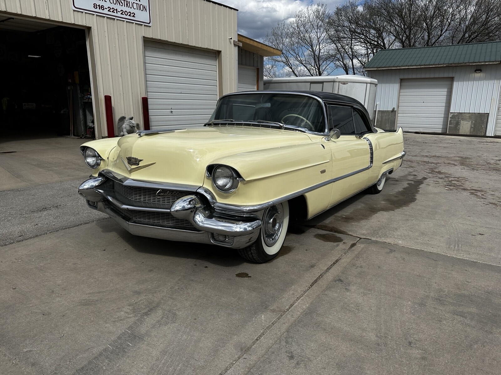Cadillac-DeVille-1956-Coupe-9