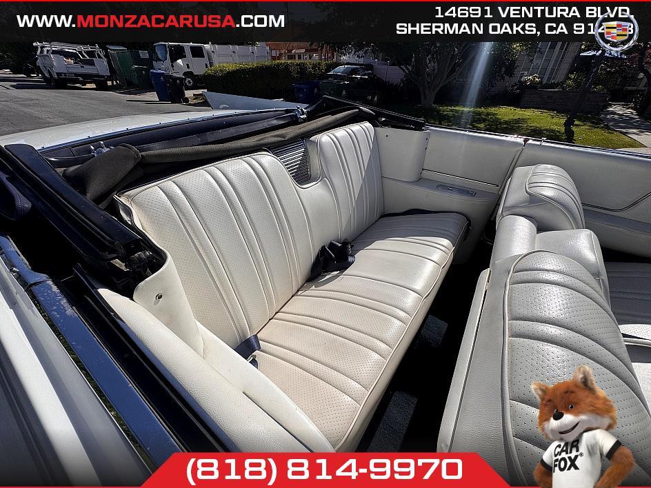Cadillac-DeVille-1962-Convertible-13