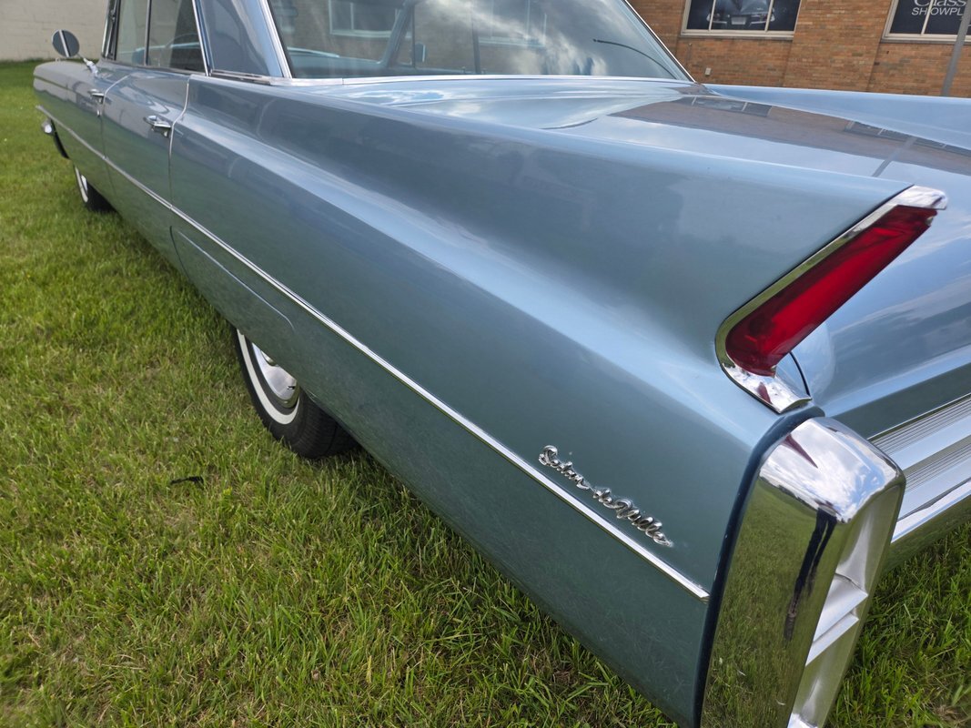 Cadillac-DeVille-1963-2