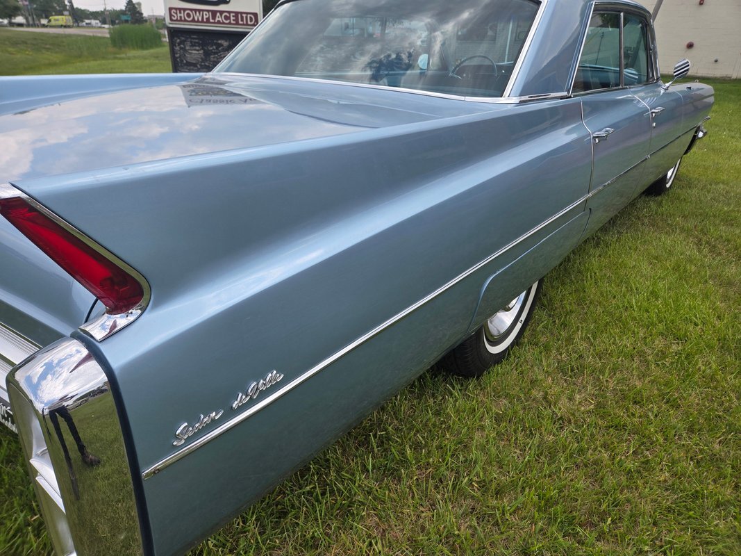 Cadillac-DeVille-1963-6
