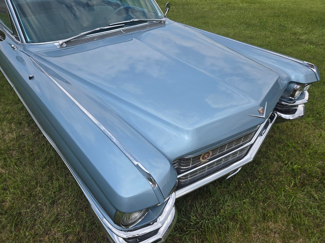 Cadillac-DeVille-1963-9