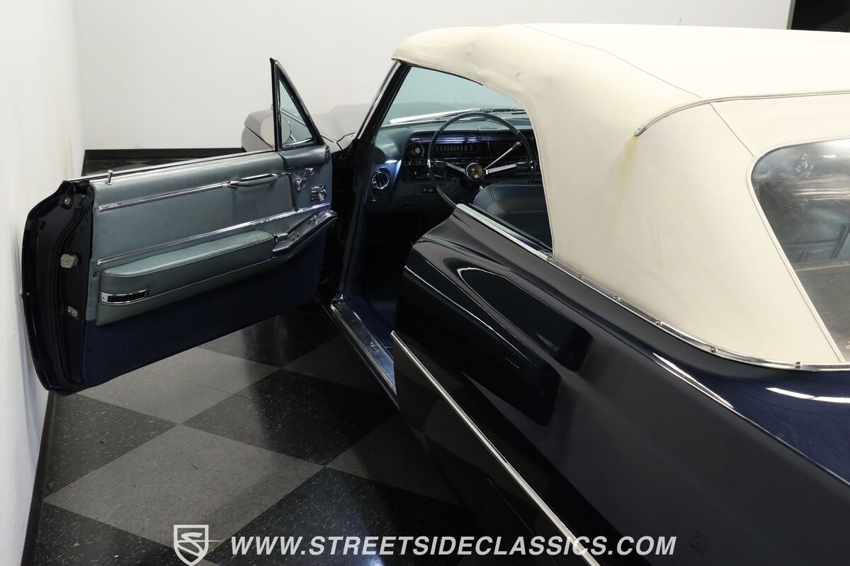 Cadillac-DeVille-1964-Convertible-32