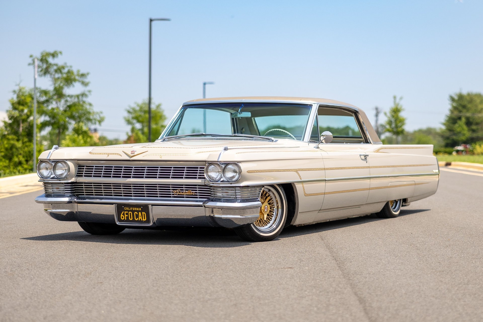Cadillac-DeVille-1964-Coupe-1