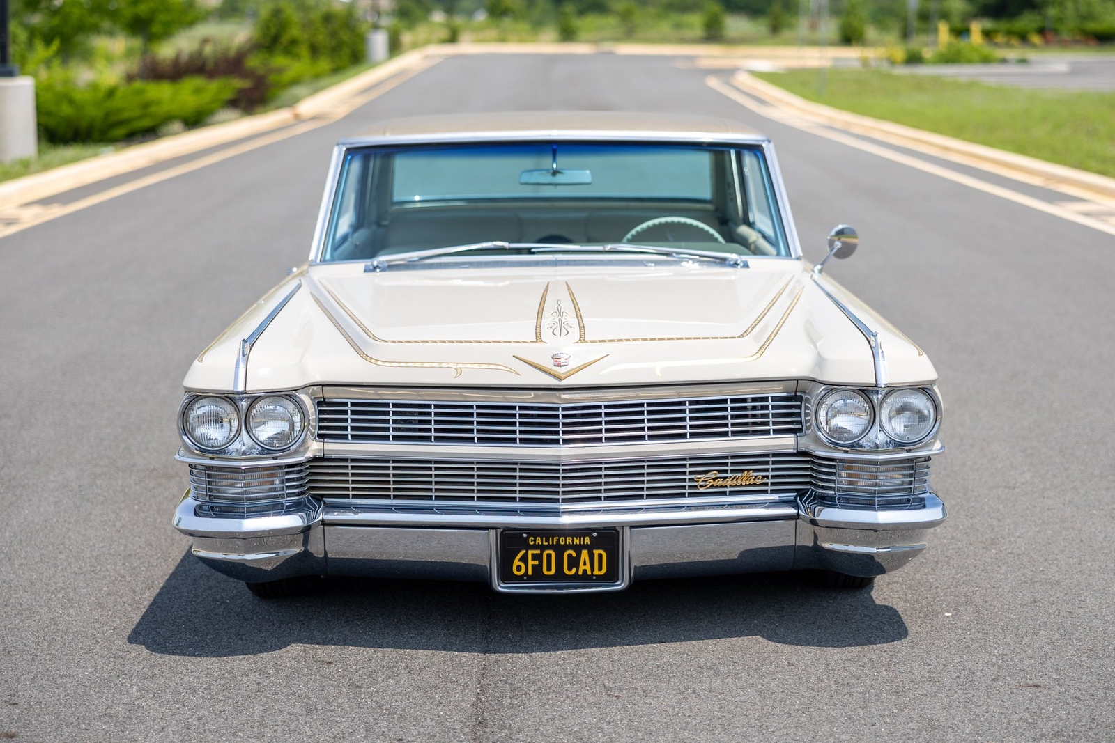 Cadillac-DeVille-1964-Coupe-11