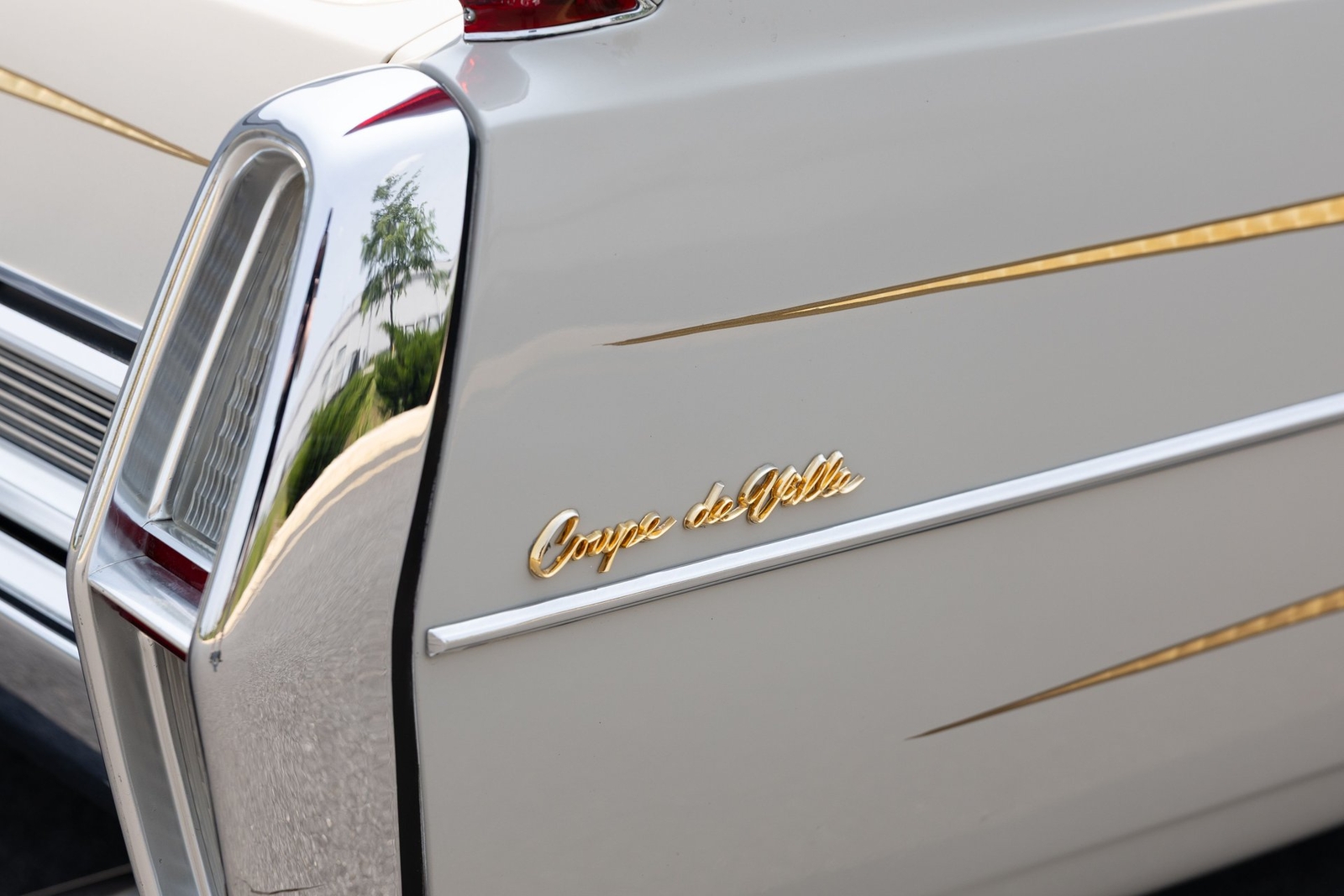 Cadillac-DeVille-1964-Coupe-21