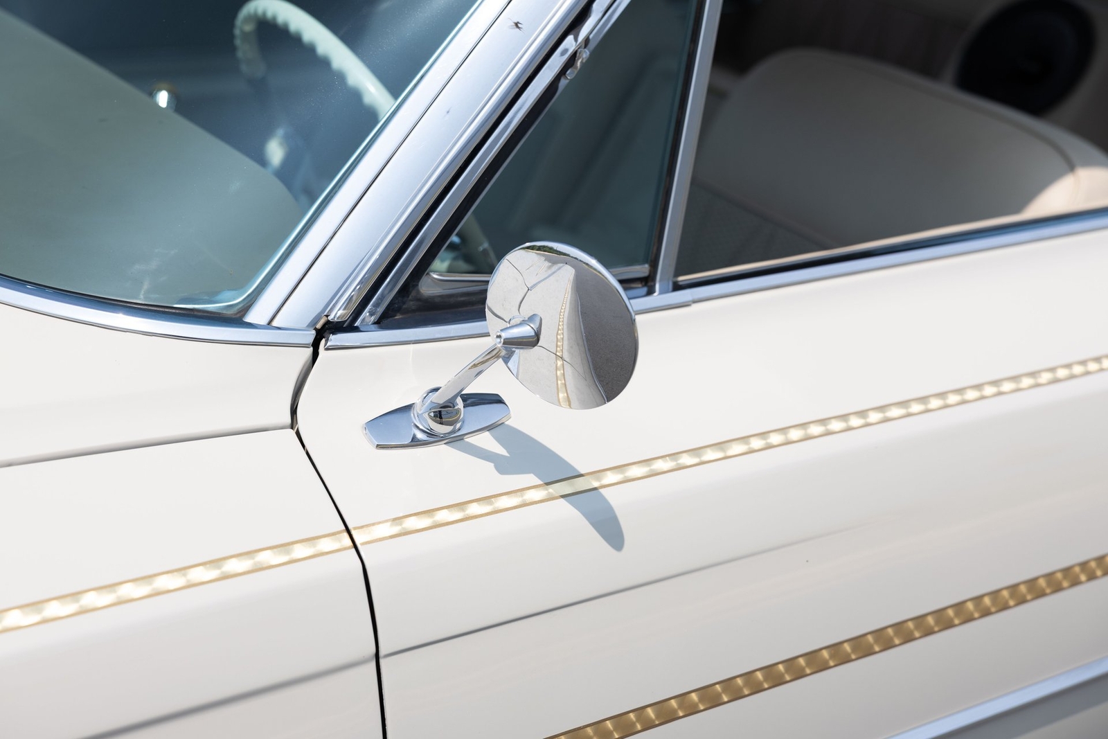 Cadillac-DeVille-1964-Coupe-26