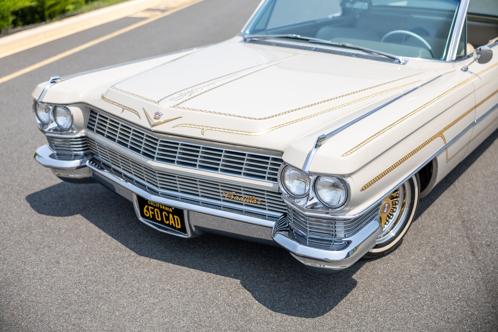Cadillac-DeVille-1964-Coupe-3
