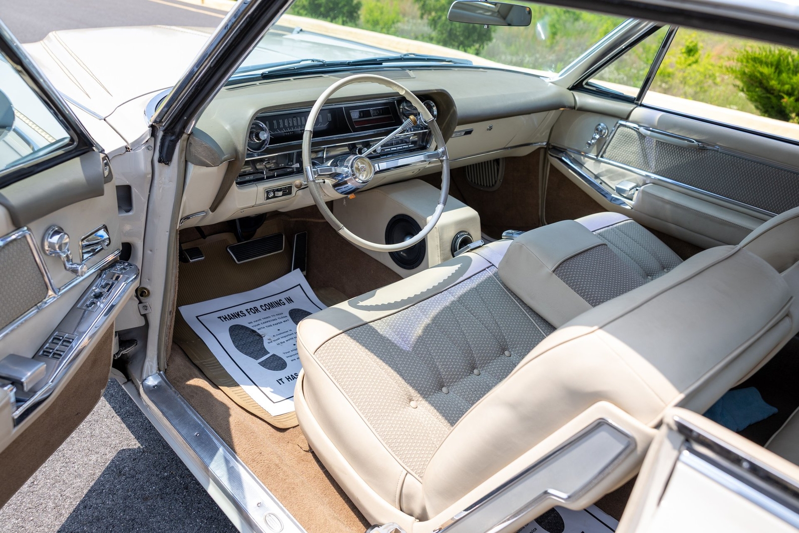 Cadillac-DeVille-1964-Coupe-33