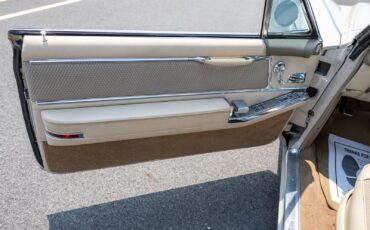 Cadillac-DeVille-1964-Coupe-34