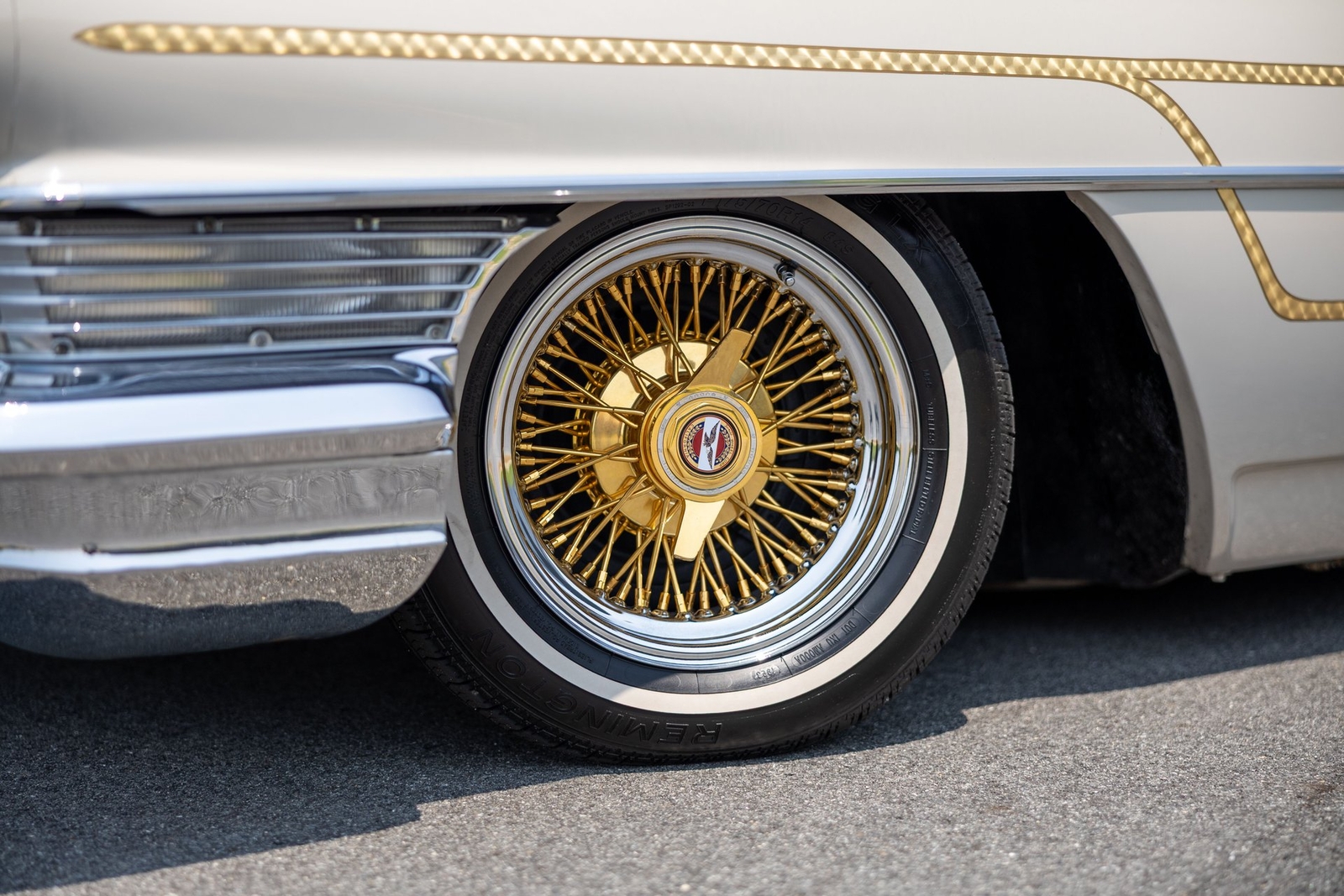 Cadillac-DeVille-1964-Coupe-5
