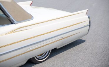 Cadillac-DeVille-1964-Coupe-6