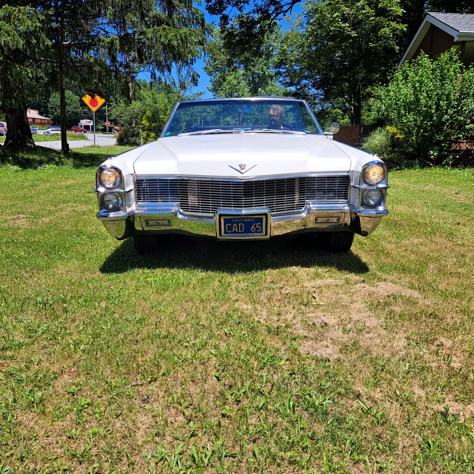 Cadillac-DeVille-1965-Convertible-10