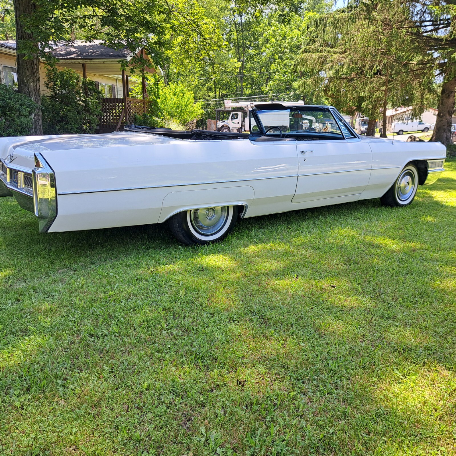 Cadillac-DeVille-1965-Convertible-11