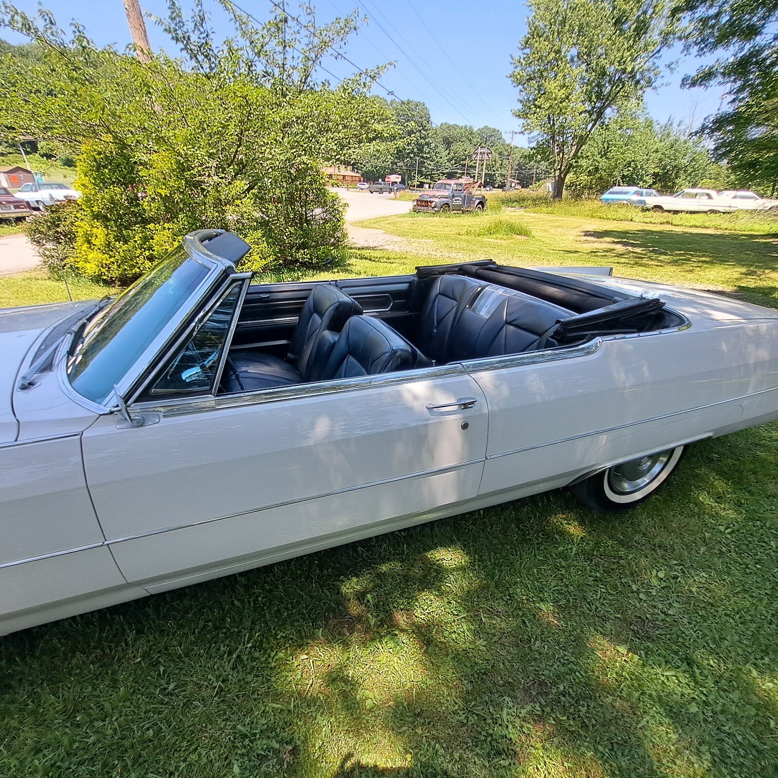 Cadillac-DeVille-1965-Convertible-17
