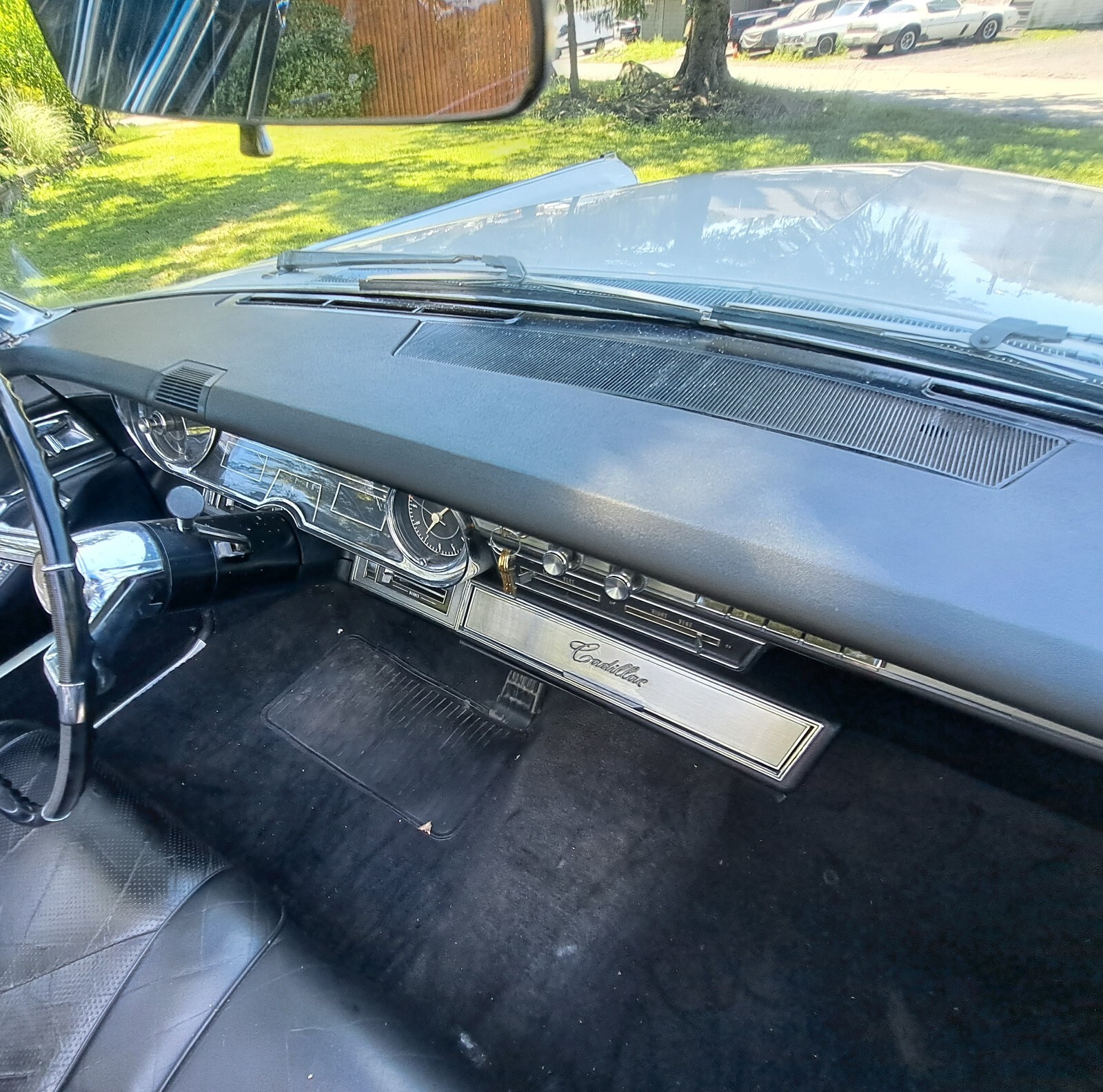 Cadillac-DeVille-1965-Convertible-21