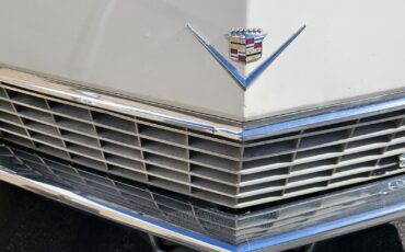 Cadillac-DeVille-1967-10