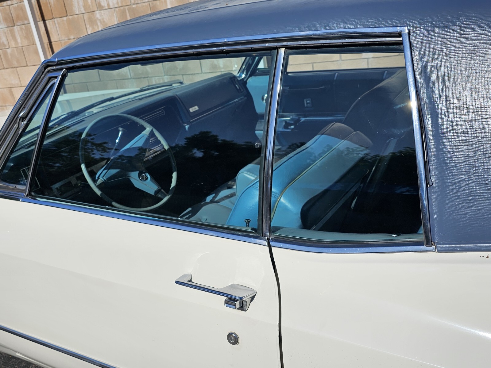 Cadillac-DeVille-1967-19