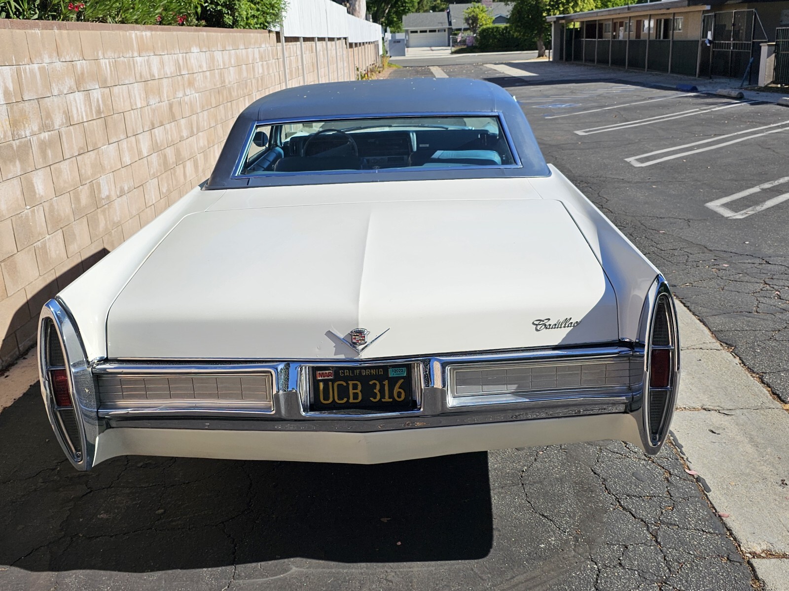 Cadillac-DeVille-1967-26