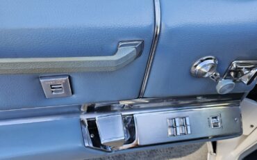 Cadillac-DeVille-1967-30
