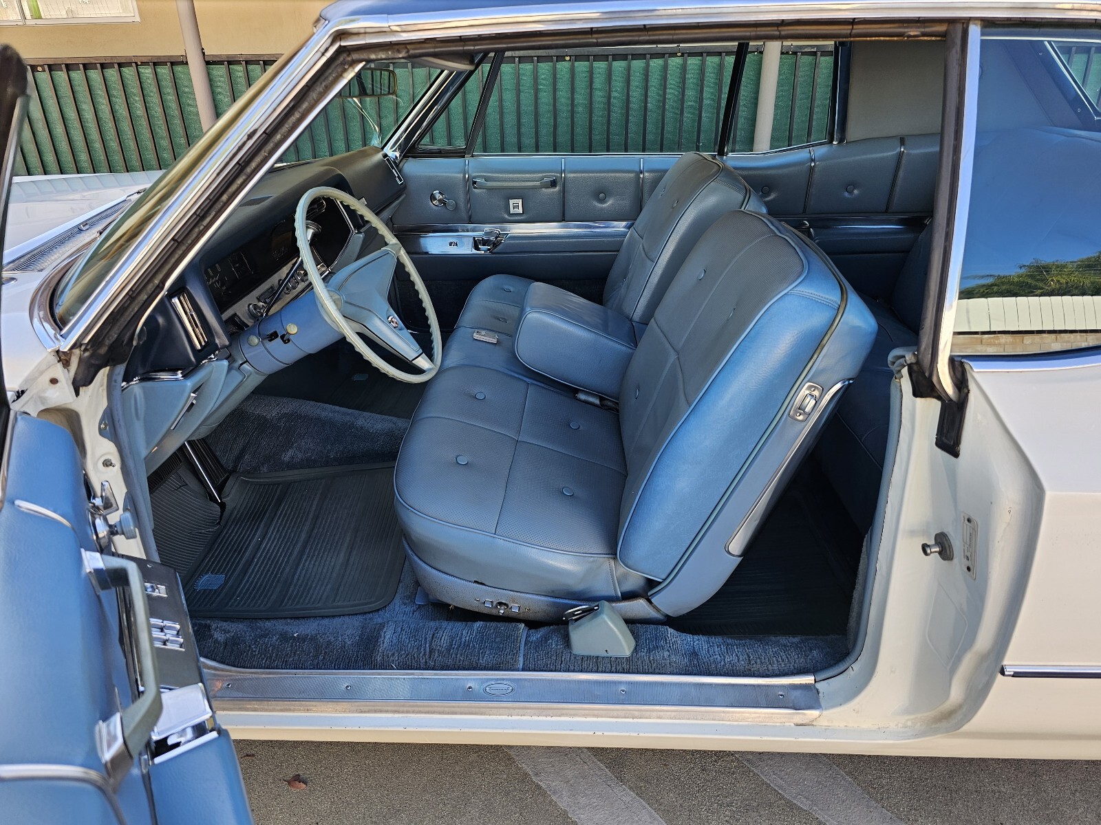 Cadillac-DeVille-1967-37