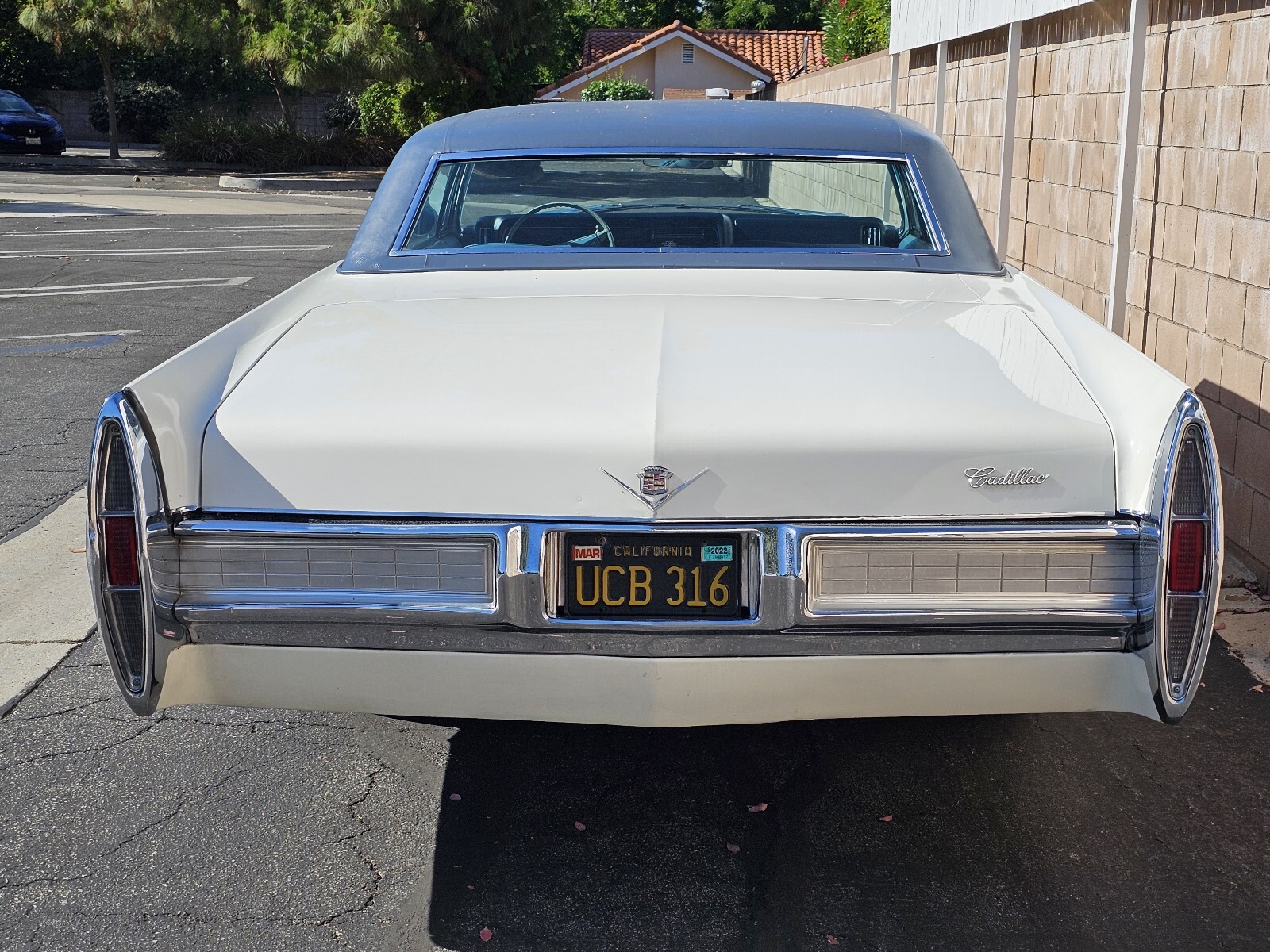 Cadillac-DeVille-1967-4