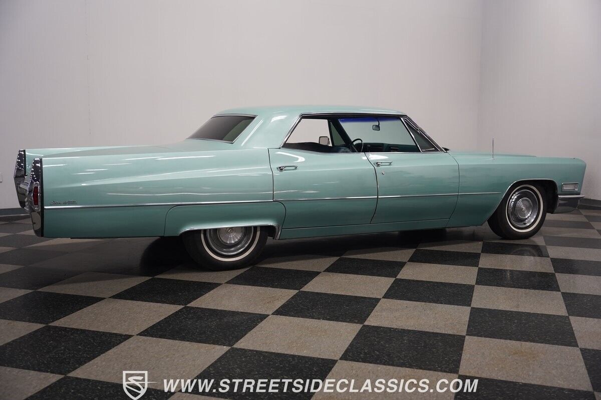 Cadillac-DeVille-1968-Hardtop-16