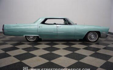 Cadillac-DeVille-1968-Hardtop-17
