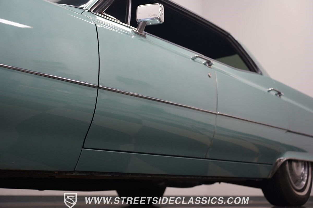 Cadillac-DeVille-1968-Hardtop-27