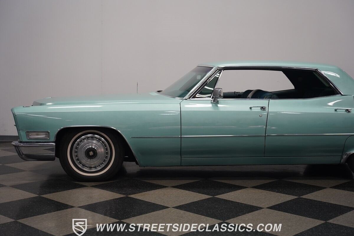Cadillac-DeVille-1968-Hardtop-28