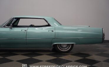 Cadillac-DeVille-1968-Hardtop-29