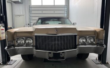 Cadillac-DeVille-1970-Coupe-10