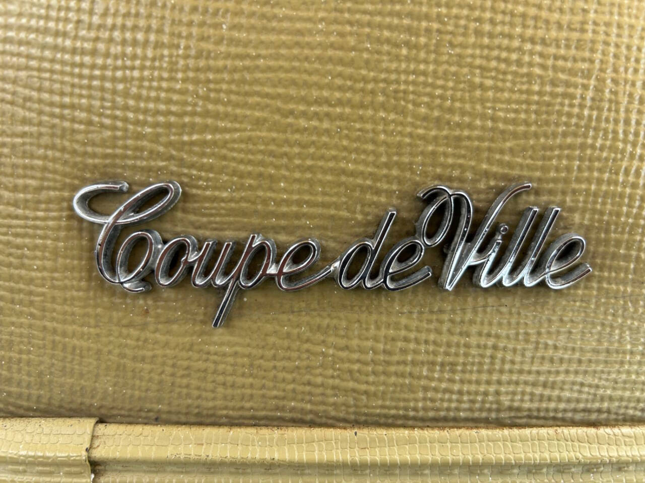 Cadillac-DeVille-1973-Coupe-18