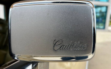 Cadillac-DeVille-1973-Coupe-19