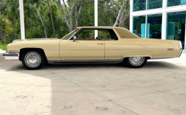 Cadillac-DeVille-1973-Coupe-7