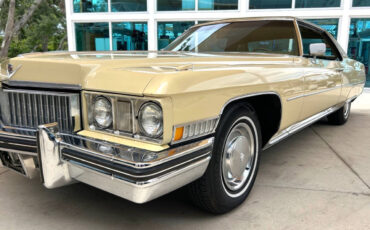 Cadillac-DeVille-1973-Coupe-9