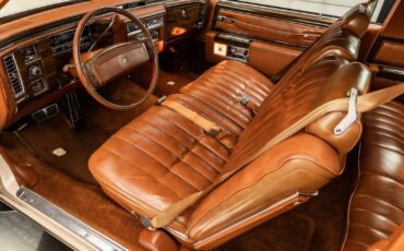 Cadillac-DeVille-1977-Coupe-1