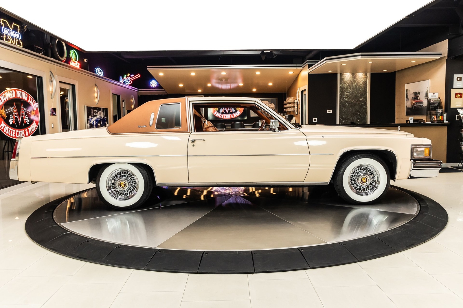 Cadillac-DeVille-1977-Coupe-10