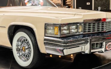 Cadillac-DeVille-1977-Coupe-20