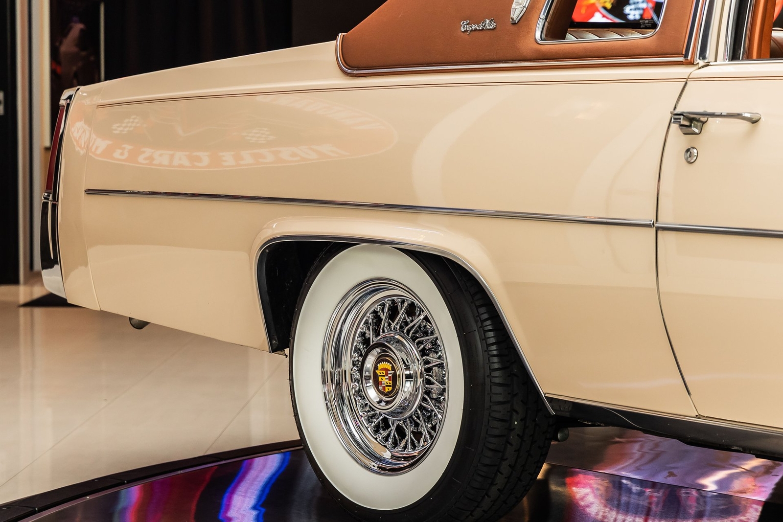 Cadillac-DeVille-1977-Coupe-22