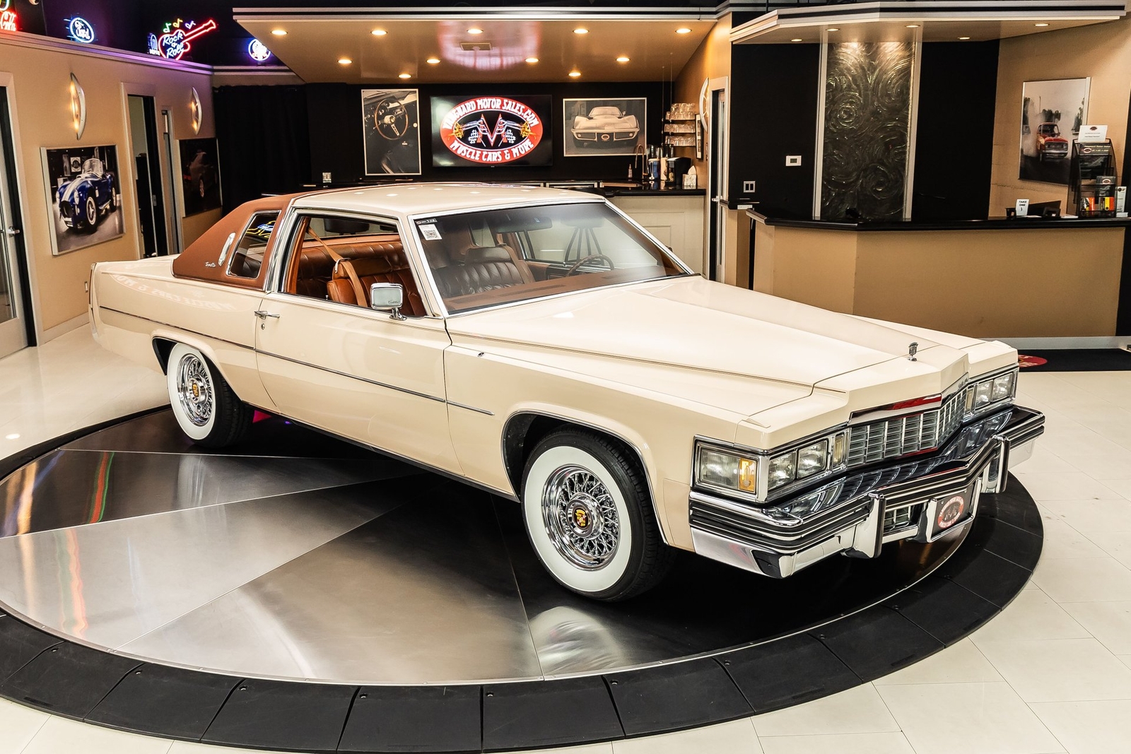 Cadillac-DeVille-1977-Coupe-9