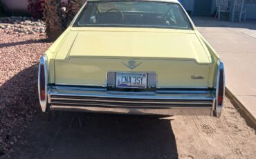 Cadillac-DeVille-1978-6