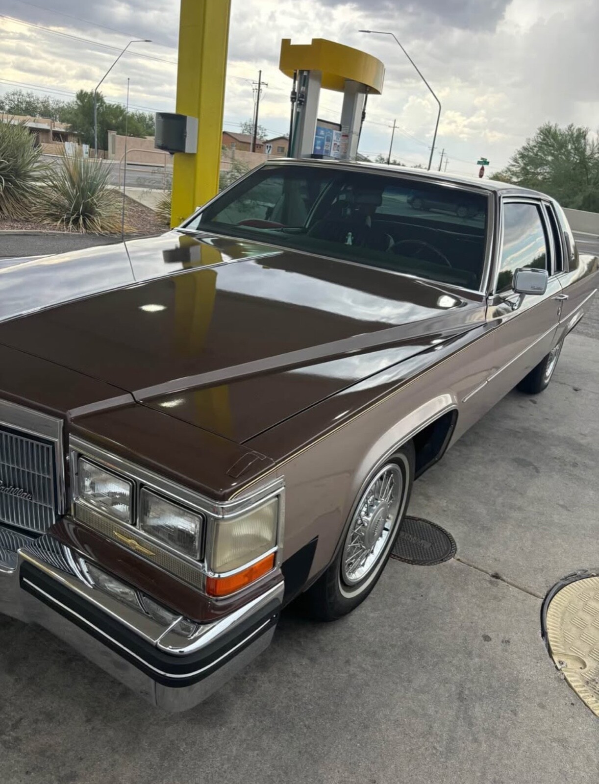 Cadillac-DeVille-1984-Coupe-5