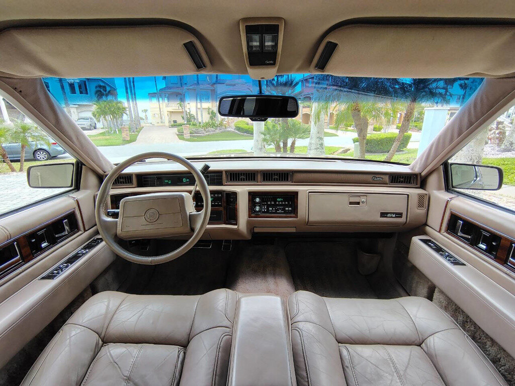 Cadillac-DeVille-1991-Coupe-10