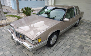 Cadillac-DeVille-1991-Coupe-13