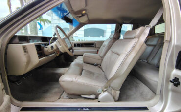 Cadillac-DeVille-1991-Coupe-7