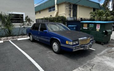 Cadillac-DeVille-1992-Sedan-3