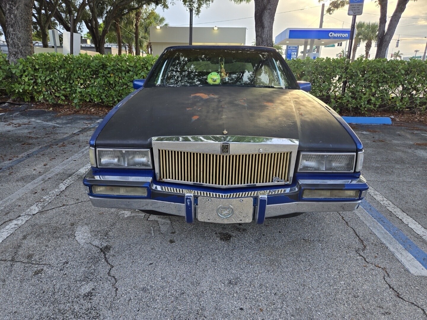Cadillac-DeVille-1992-Sedan-6