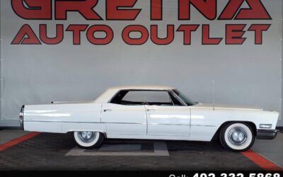 Cadillac Deville  1968 white