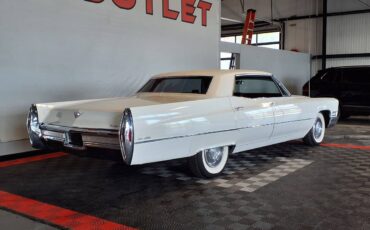 Cadillac-Deville-1968-white-5