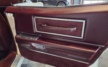 Cadillac-Deville-1968-white-8